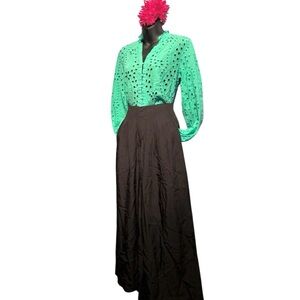 NWOT Wide Leg Cropped Pants